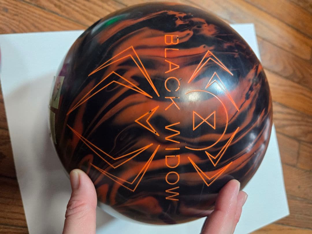 ボーリングボウリングボール➇blackwidowブラックウィドー6.835kg