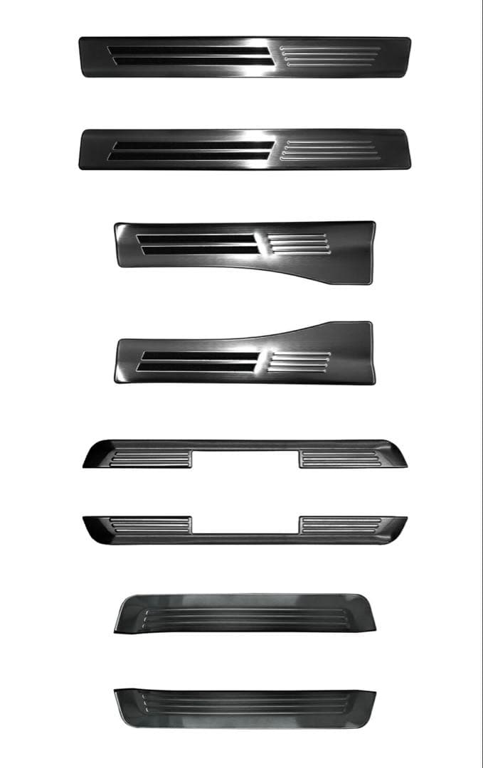 クラウンスポーツ サイドステップ　スカッフプレート フロント・リア 8Pセット