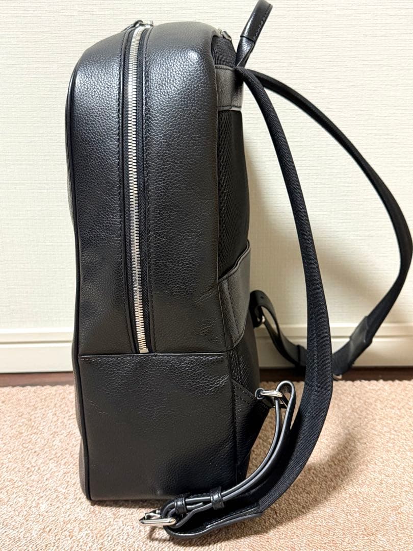 【美品】AUCENTIC Full Grain Leather Backpack