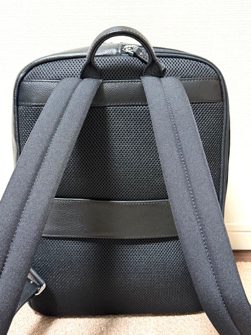 【美品】AUCENTIC Full Grain Leather Backpack