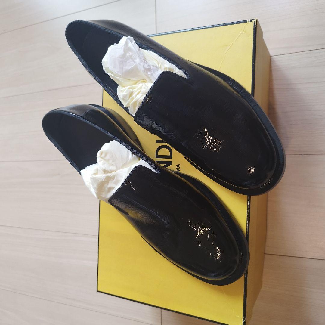 定価15 万　fendi エナメル　ドレスローファーuk8