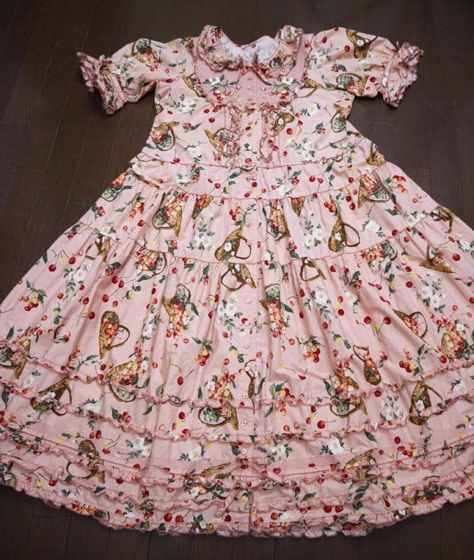 な*お様 ピンクハウス♡野ばらとチェリープリント♡パフスリーブワンピース