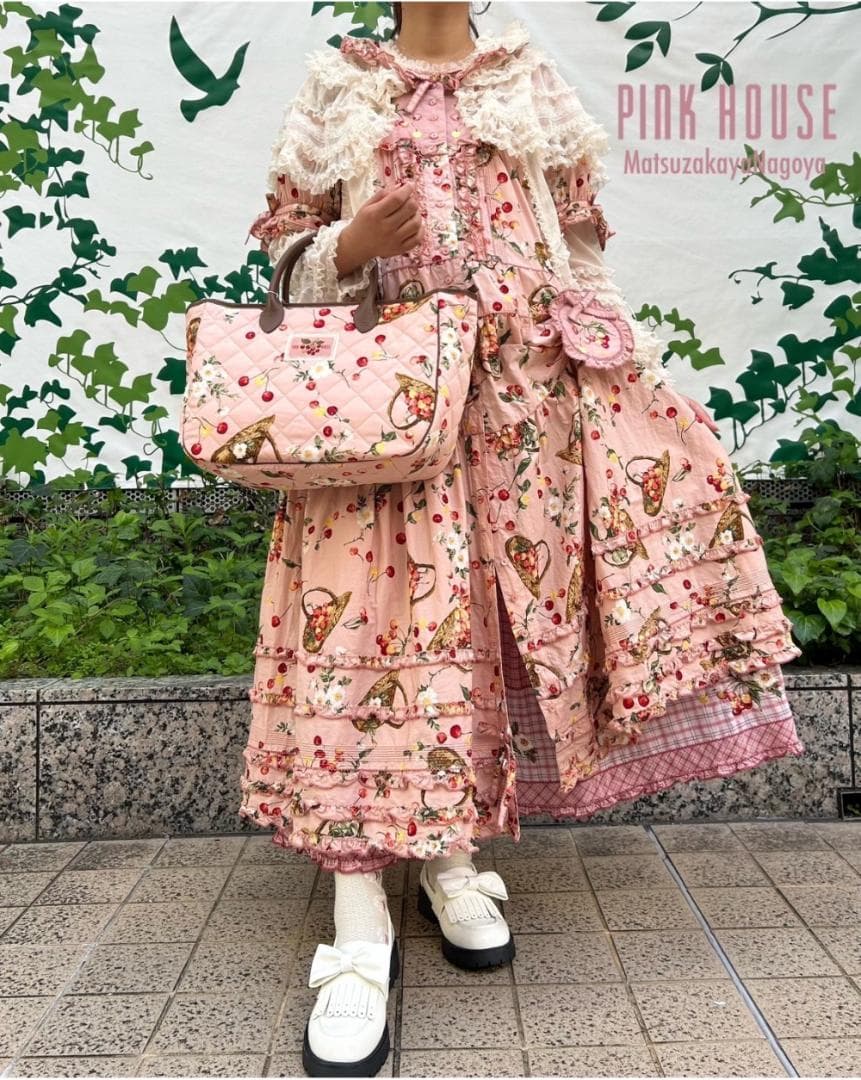 な*お様 ピンクハウス♡野ばらとチェリープリント♡パフスリーブワンピース