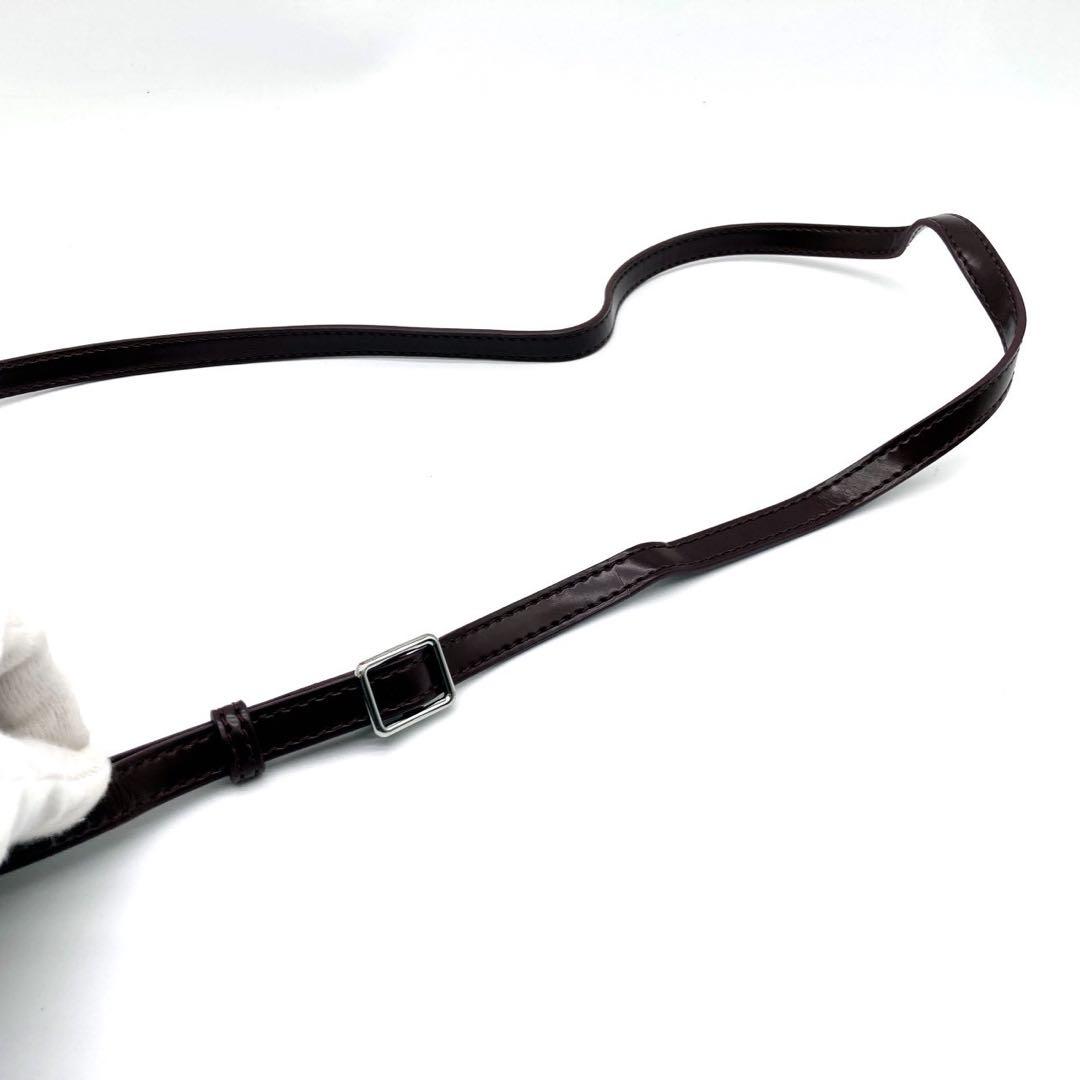 ドクターマーチン　サッチェルバッグ　7インチ　チェリーレッド　ショルダーバッグ