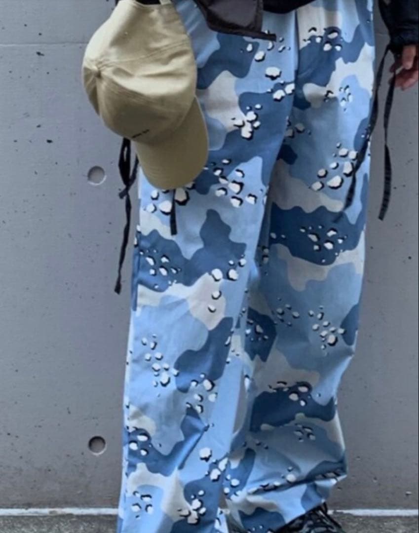 カミエル カモフラ a machine エーマシーン ポーカーズ ブルー ワイド