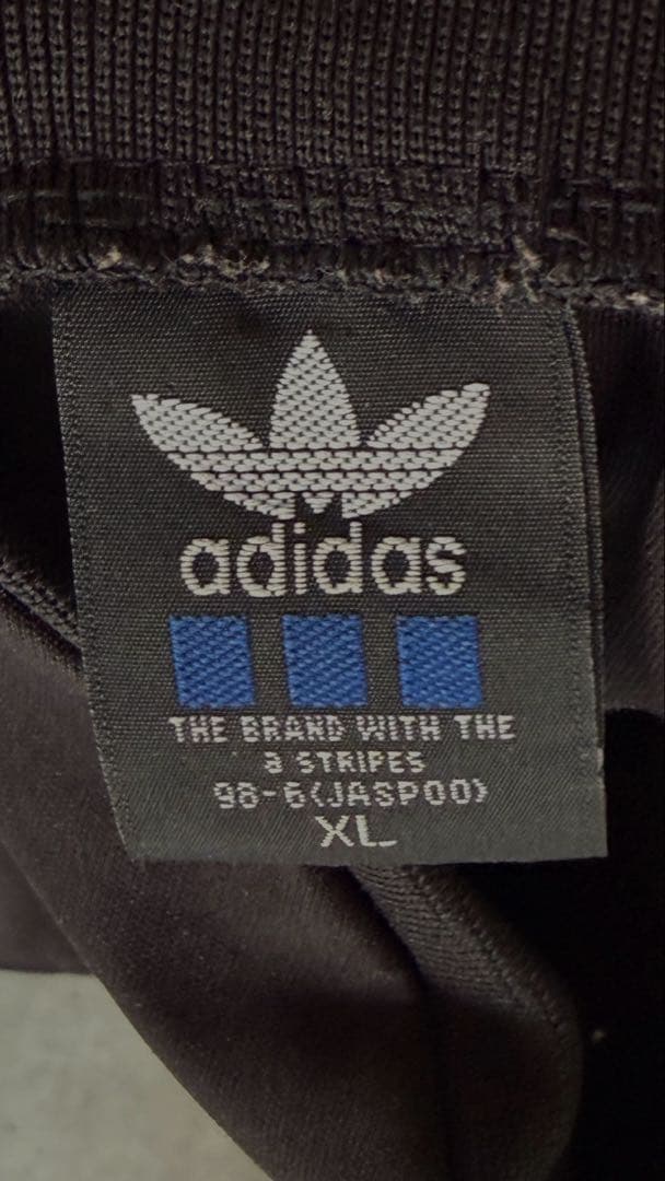 【希少XL】アディダス デサント製 トラックジャケット 黒 オレンジ バックロゴ