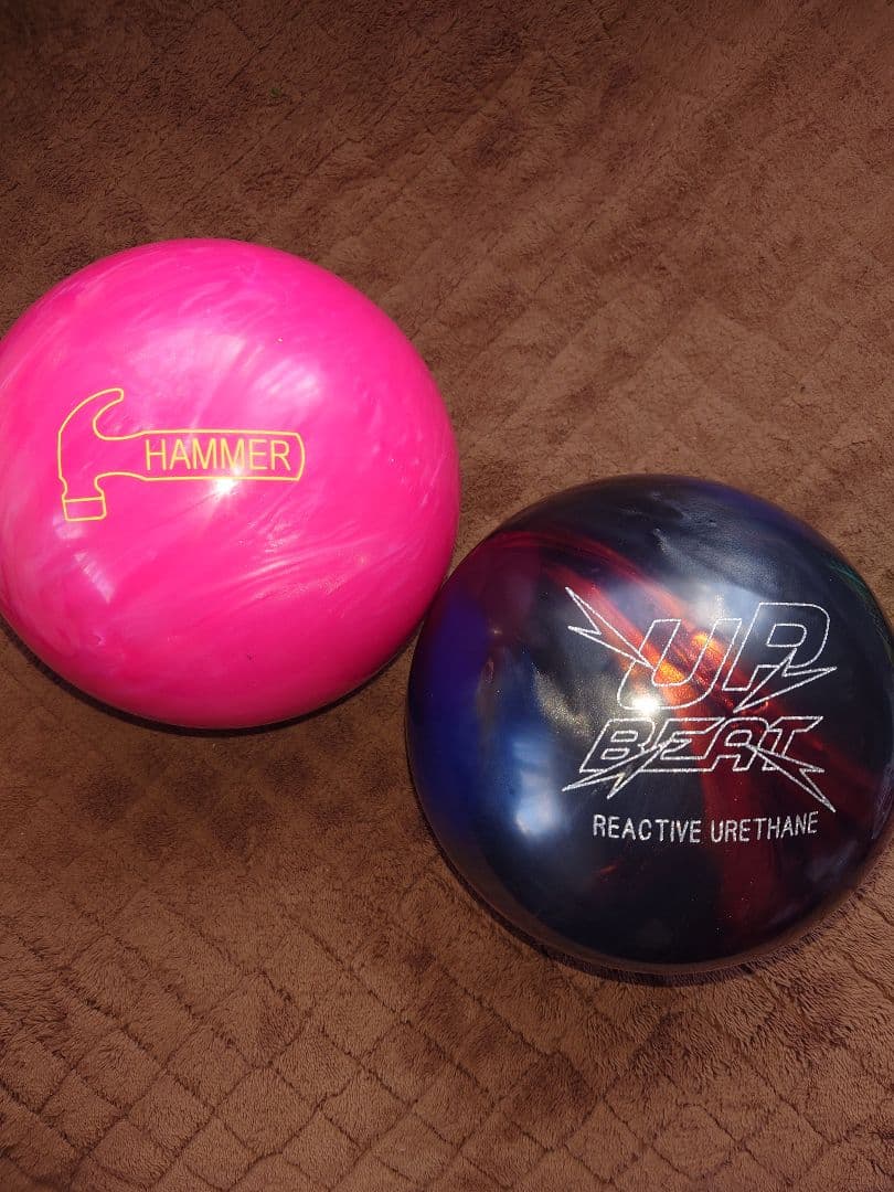 ボーリングボール　12ポンドと9ポンド　穴無し 無使用