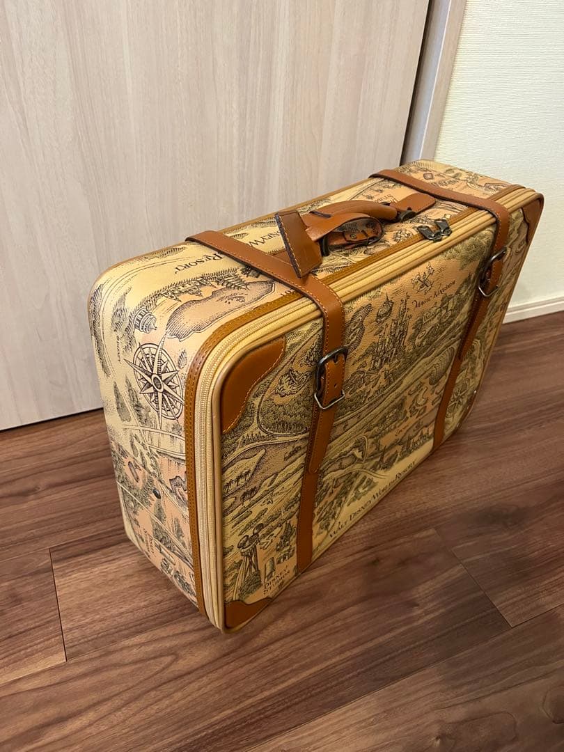 ディズニー限定モデル　トラベルバッグ　非売品