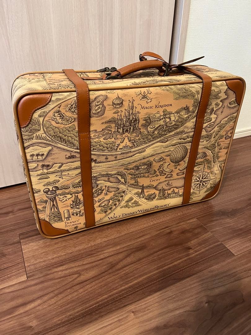 ディズニー限定モデル　トラベルバッグ　非売品