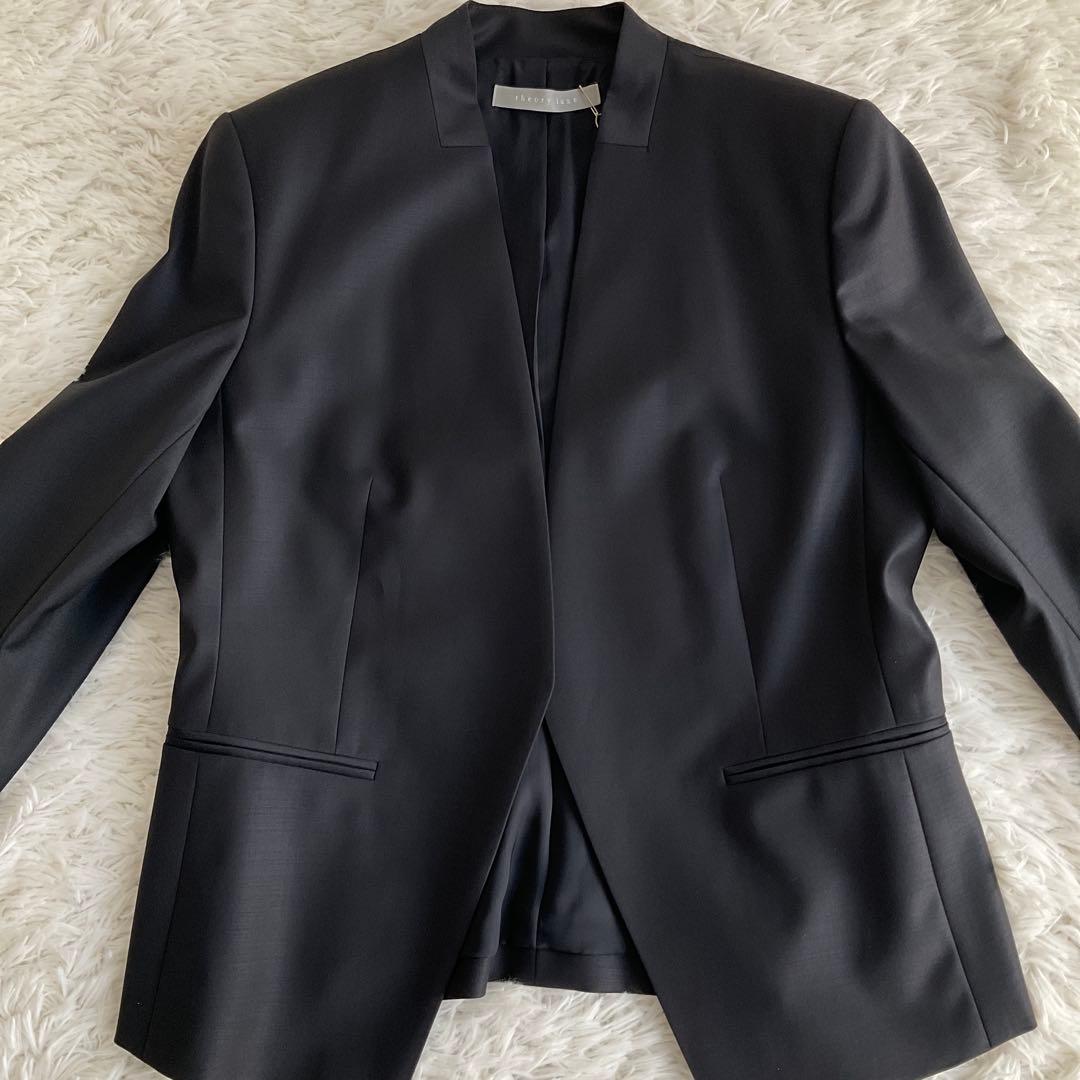 PINK★プロフ必読　　　　　　未使用☆セオリーリュクス ☆スカートスーツ