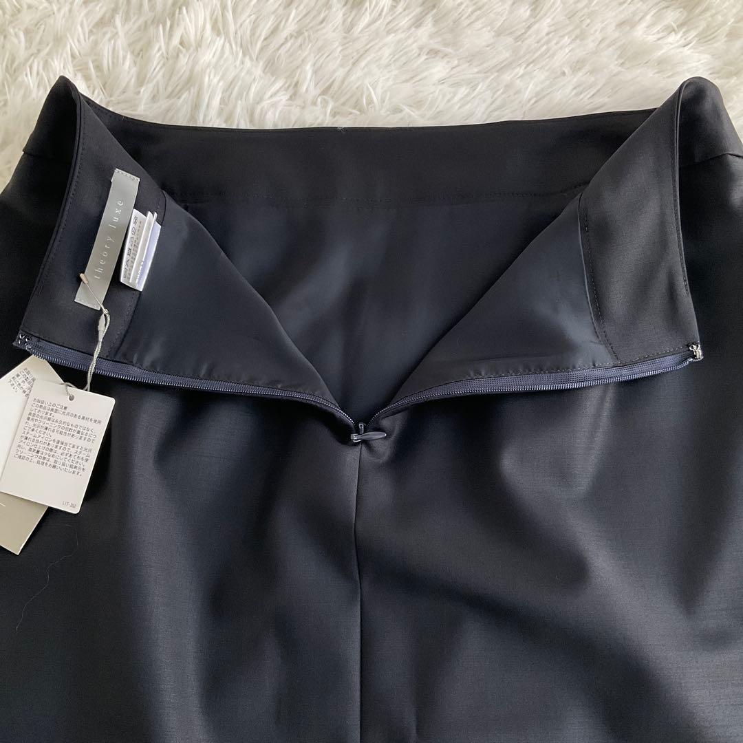 PINK★プロフ必読　　　　　　未使用☆セオリーリュクス ☆スカートスーツ