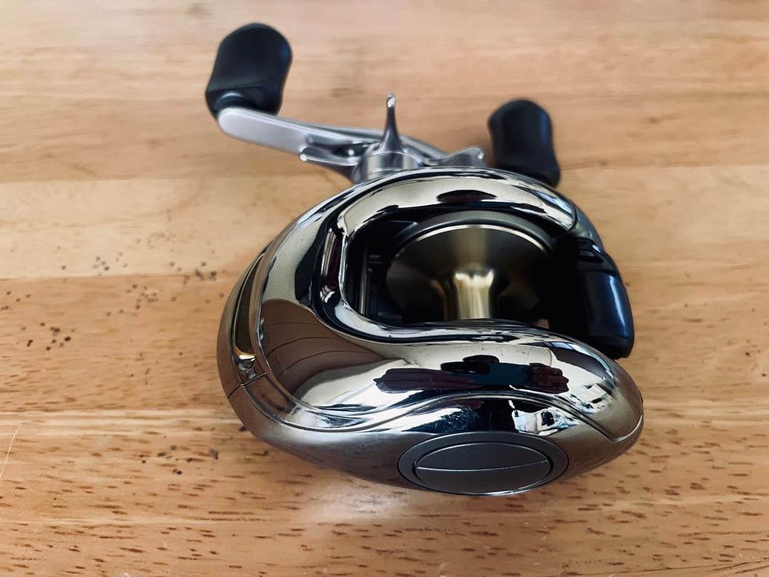 【美品】シマノ 16 アンタレス DC バージョン2 RH 右巻き SVS搭載