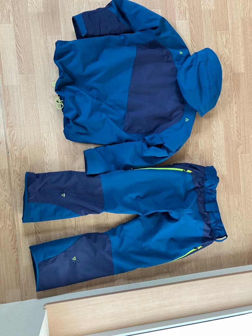 【週末限定値下げ】フェニックス　スキーウェア上下セット　メンズLサイズ