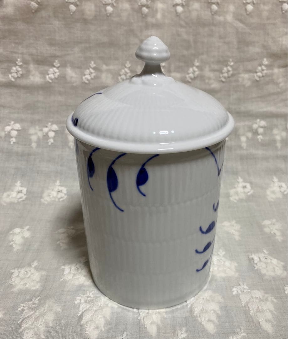 ロイヤルコペンハーゲン ブルーフルーテッドメガ　クッキージャー