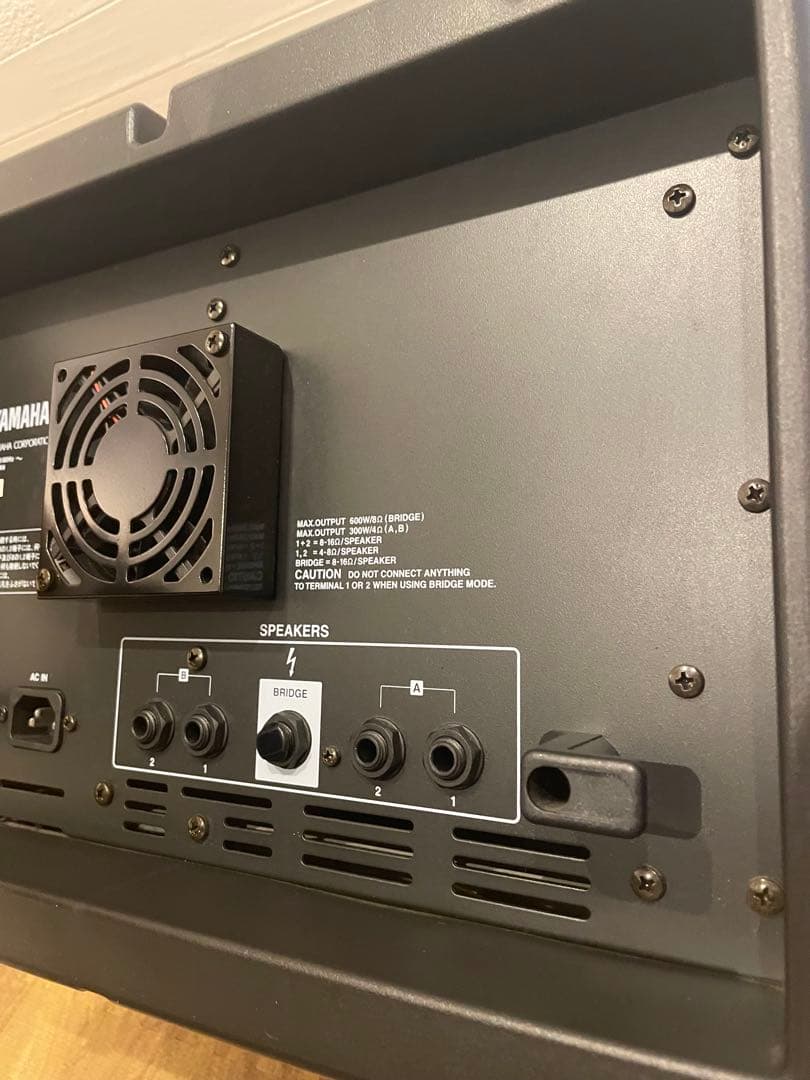 YAMAHA EMX66M パワードミキサー