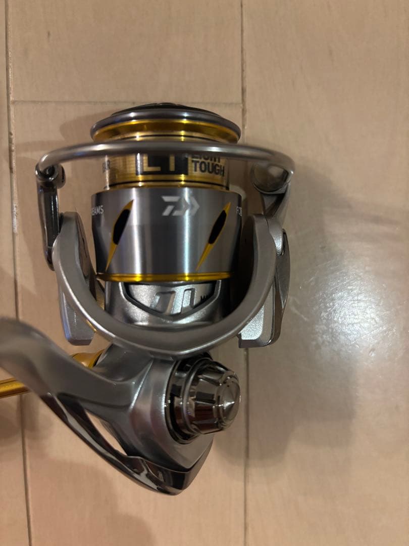 未使用 ダイワ Daiwa 21 フリームス FC LT 2000S