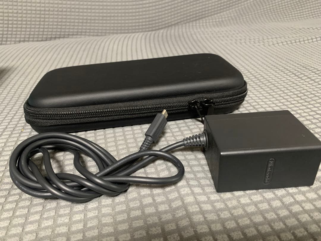 【値下げ】Nintendo Switch Lite本体＋ハードケース等