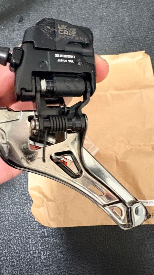 SHIMANO ULTEGRA フロントディレイラー FD-R8150 12ｓ