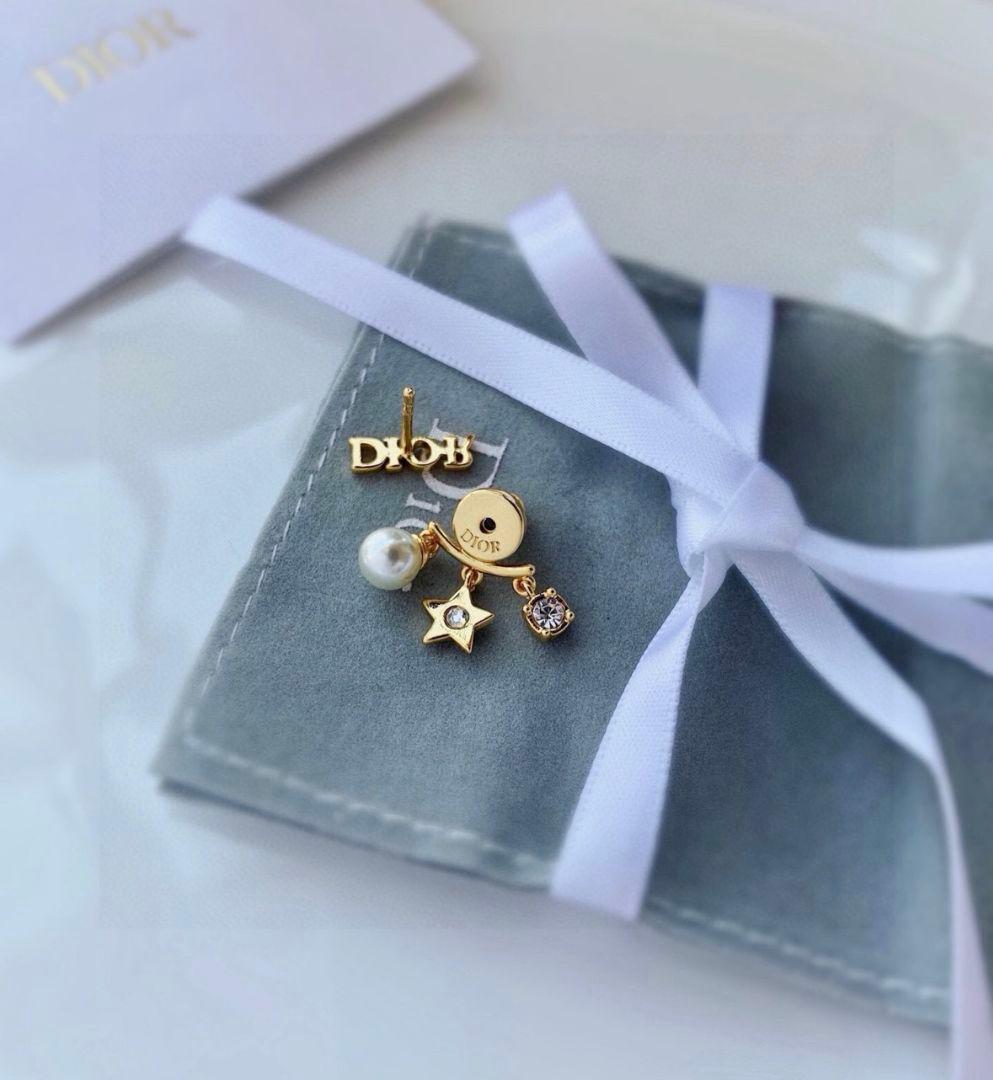 DIOR ピアス ゴールド