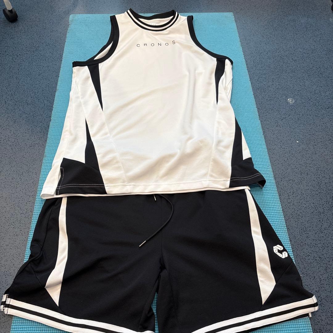 クロノス　タンクトップ&ハーフパンツ　セット