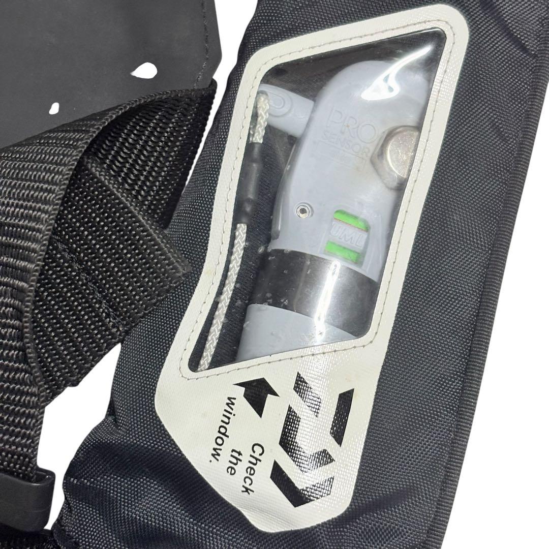 美品 ダイワ 自動膨張式ライフジャケット DF-2007