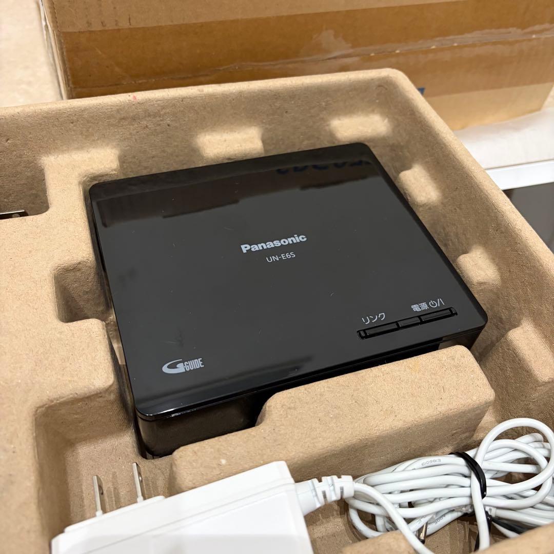 Panasonic UN-10E6-W 10インチポータブルテレビ VIERA