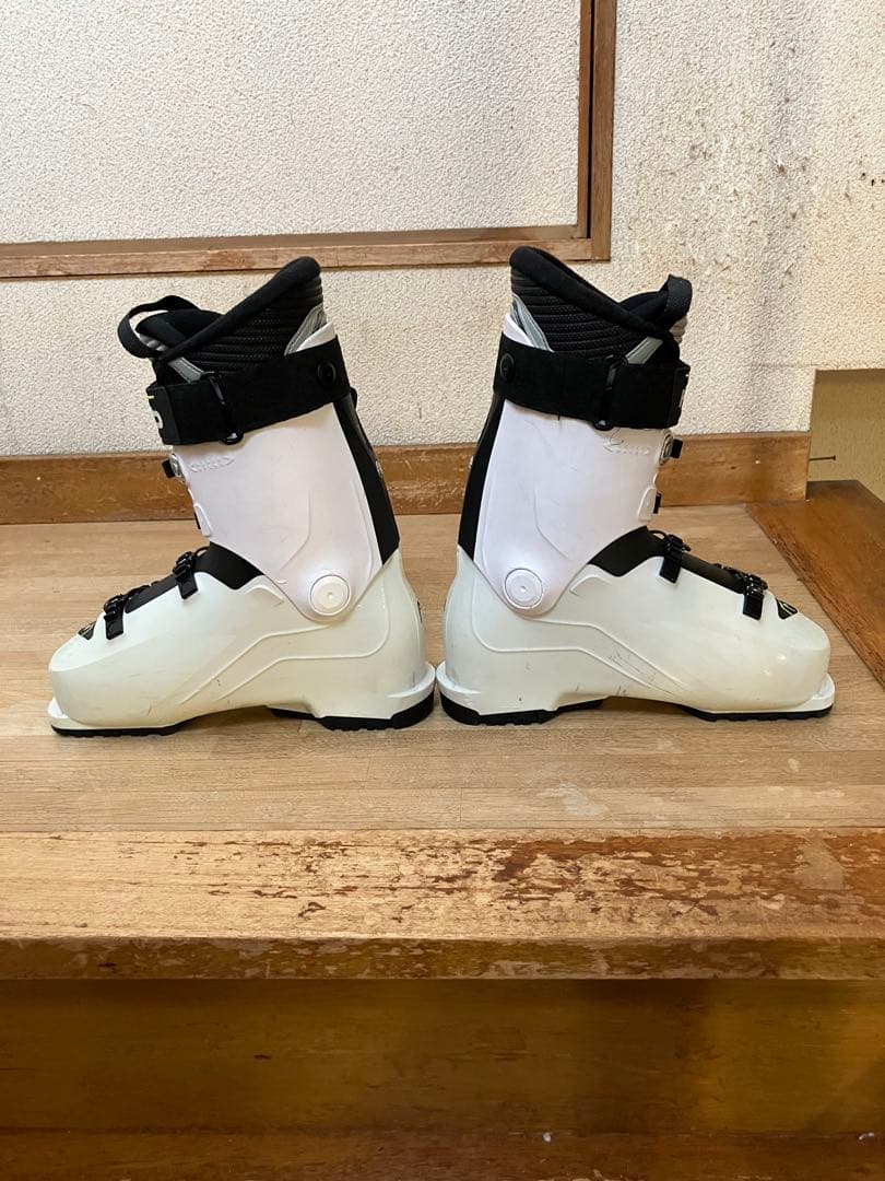 スキーブーツ　HEAD EDGE LYT100. 26.0