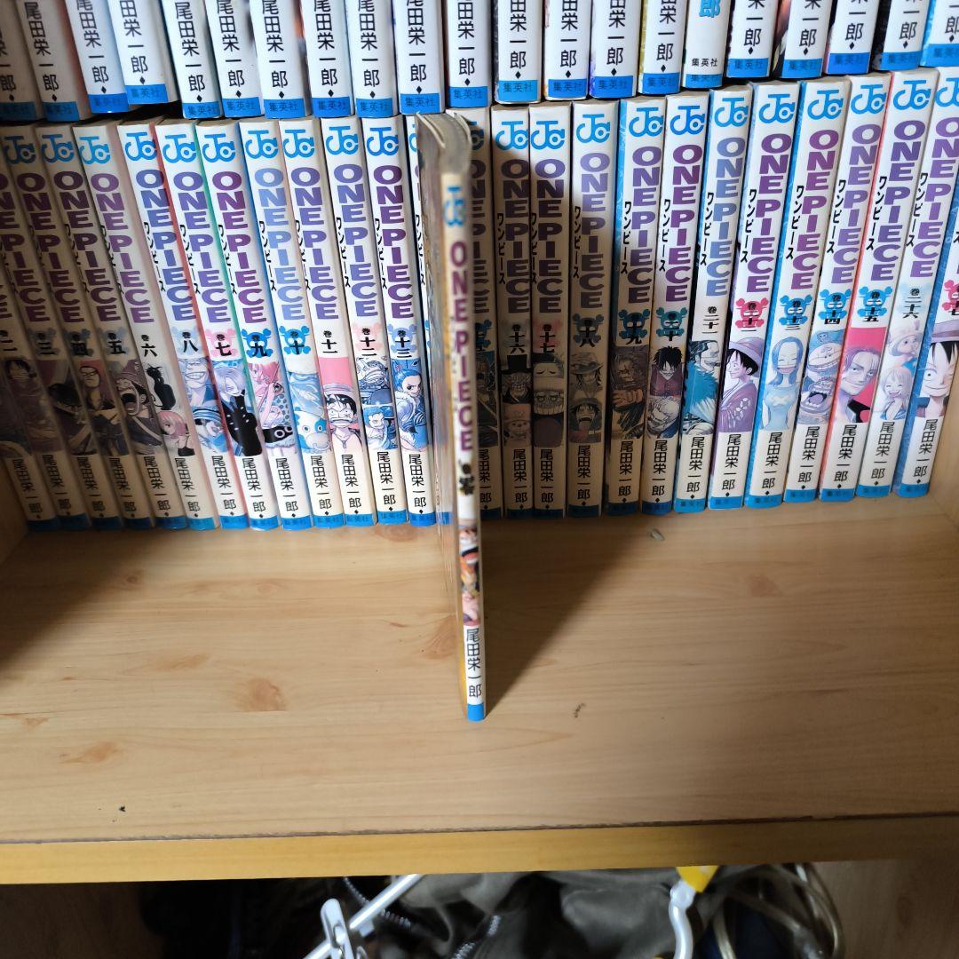 ワンピース　単行本　1巻〜93巻セット　プラスおまけ1冊　尾田栄一郎