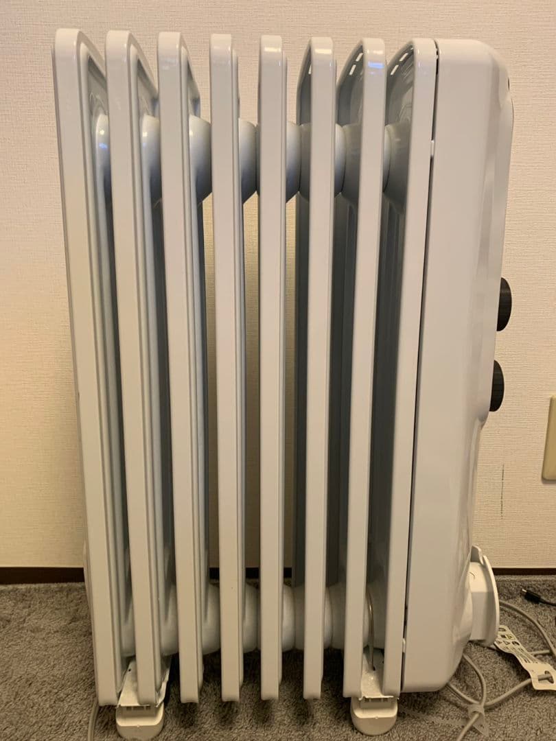 デロンギ　DeLonghi RHJ35M0812-DG オイルヒーター