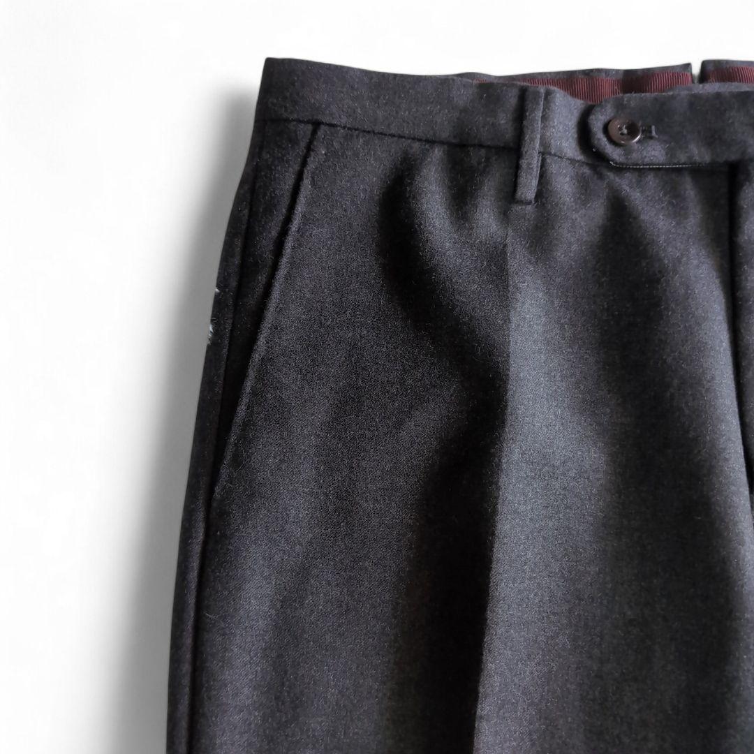 美品 インコテックス サキソニー スリム テーパード スラックス チャコール