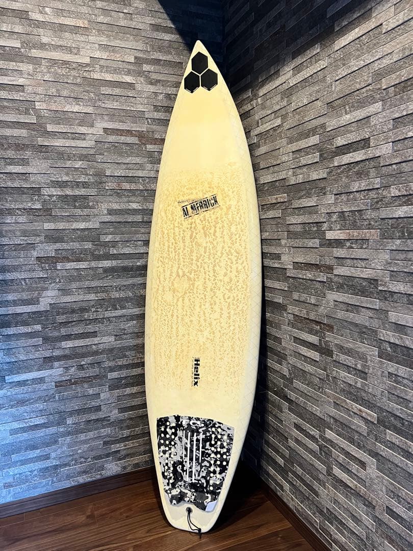 アルメリック　サーフボード