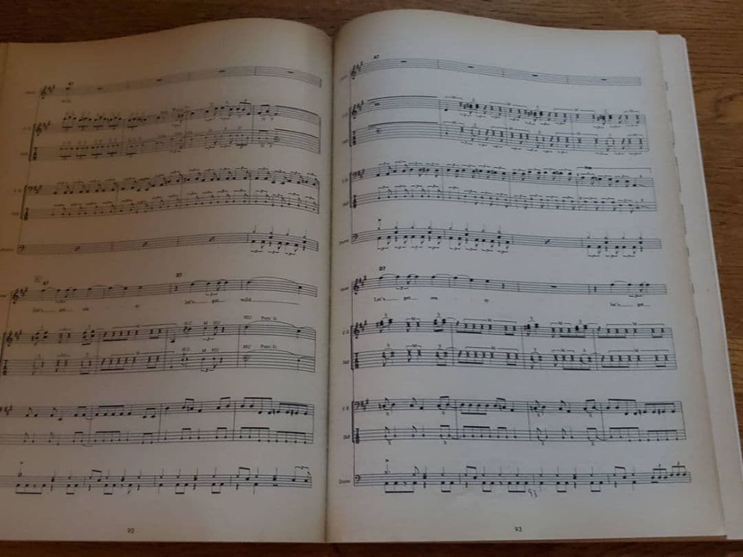 WHITELION　Big Game ホワイト・ライオンビッグ・ゲーム　バンスコ