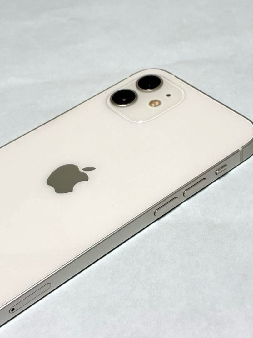 iPhone12 本体　ホワイト　128GB