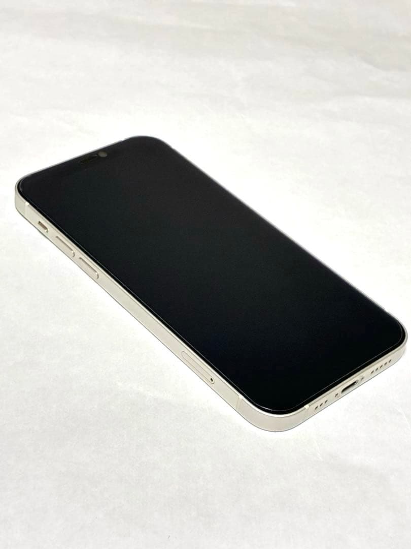 iPhone12 本体　ホワイト　128GB