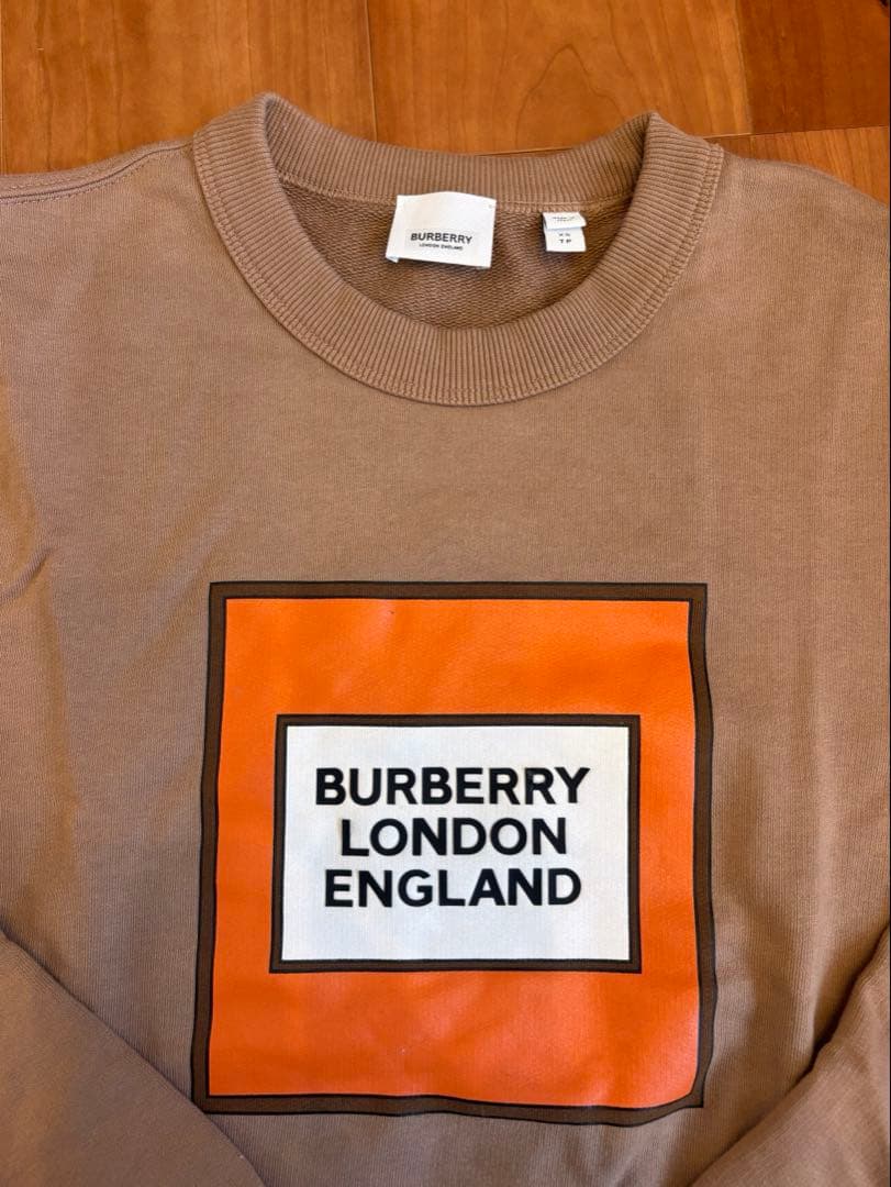 Burberry スウェット