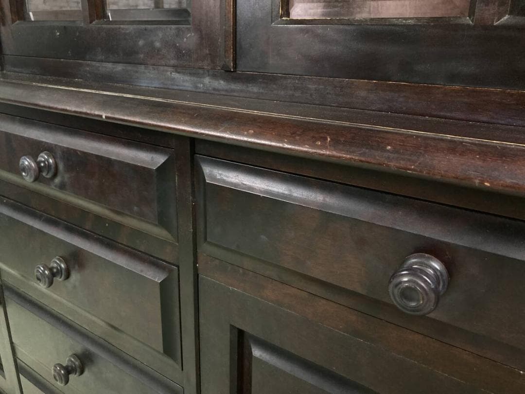 北海道民芸家具 格子ガラス扉 樺材 無垢 カップボード 収納棚 飾り棚 食器棚