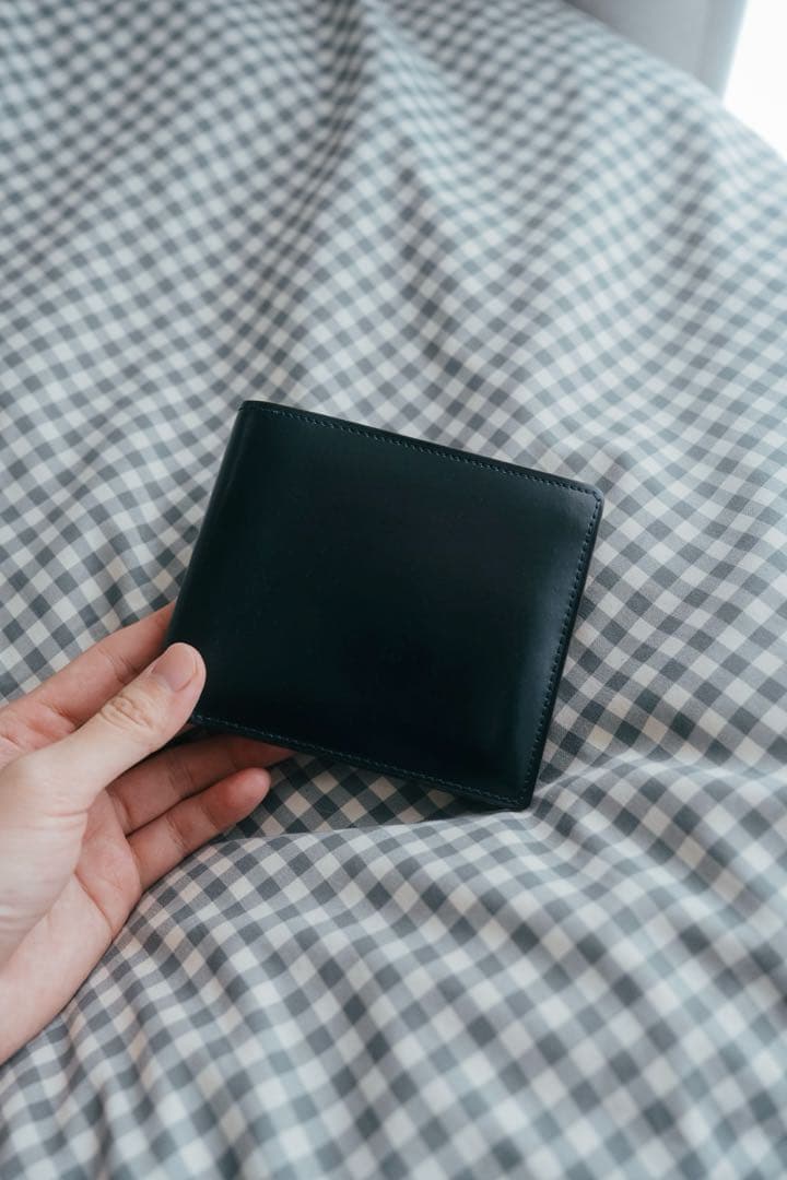 【土屋鞄】コードバン二折財布 ネイビー（小銭入れ 有）