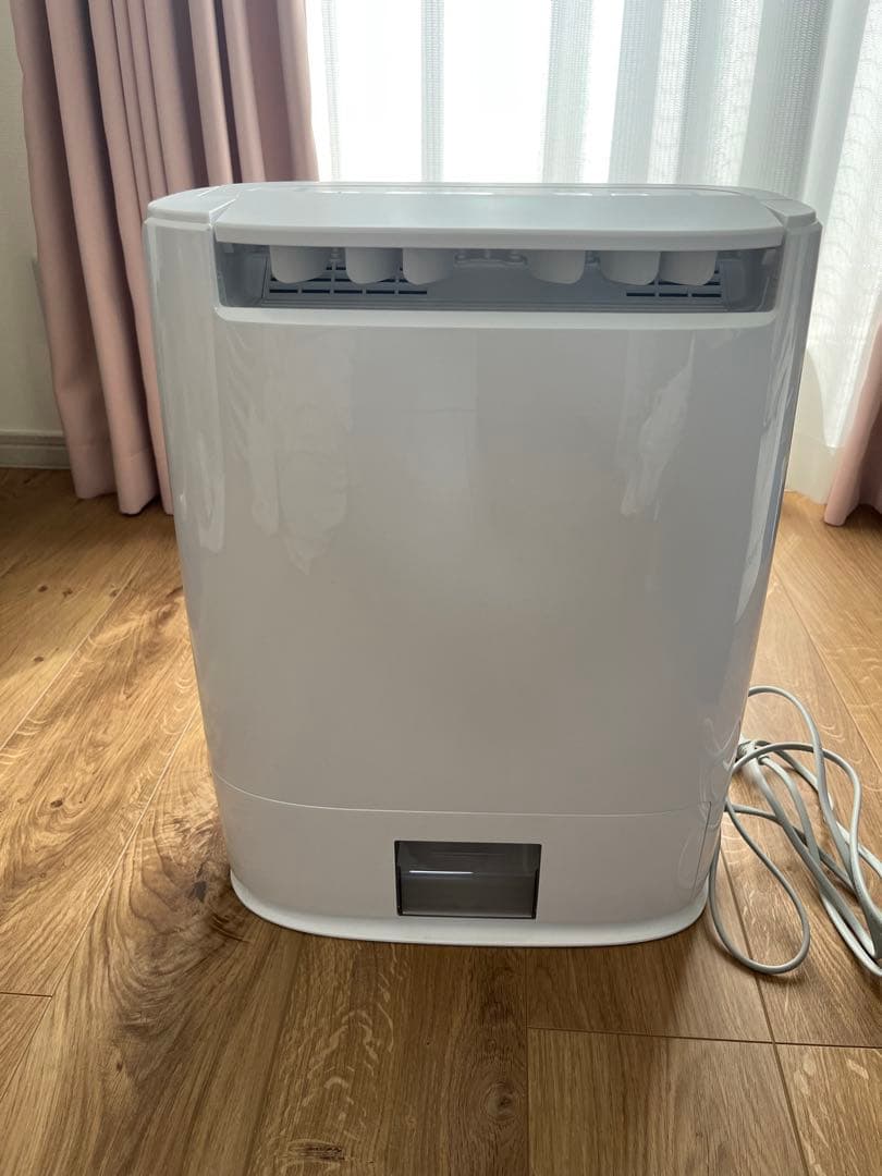 Panasonic 衣類乾燥除湿機　F-YZU60 ホワイト