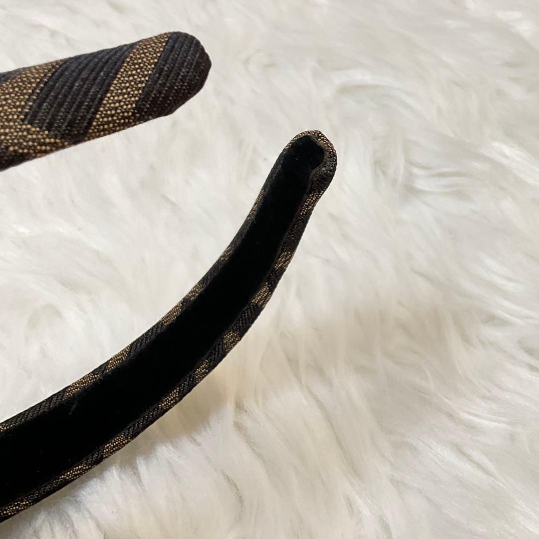 FENDI カチューシャ　ズッカ柄 極美品一度のみ使用