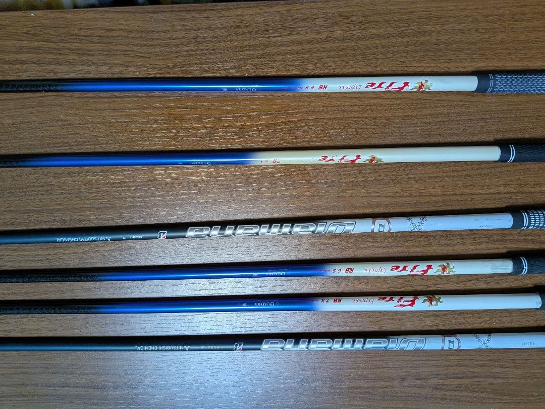 ブリヂストンB2ドライバー.3w.5wファイヤーエクスプレスシャフトと3本付き