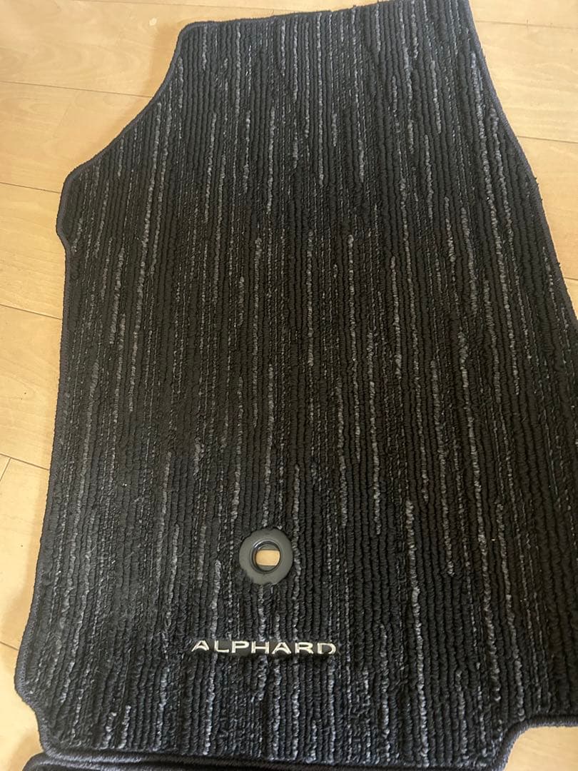 値下げ)トヨタアルファード30系後期純正フロアマット 純正美品