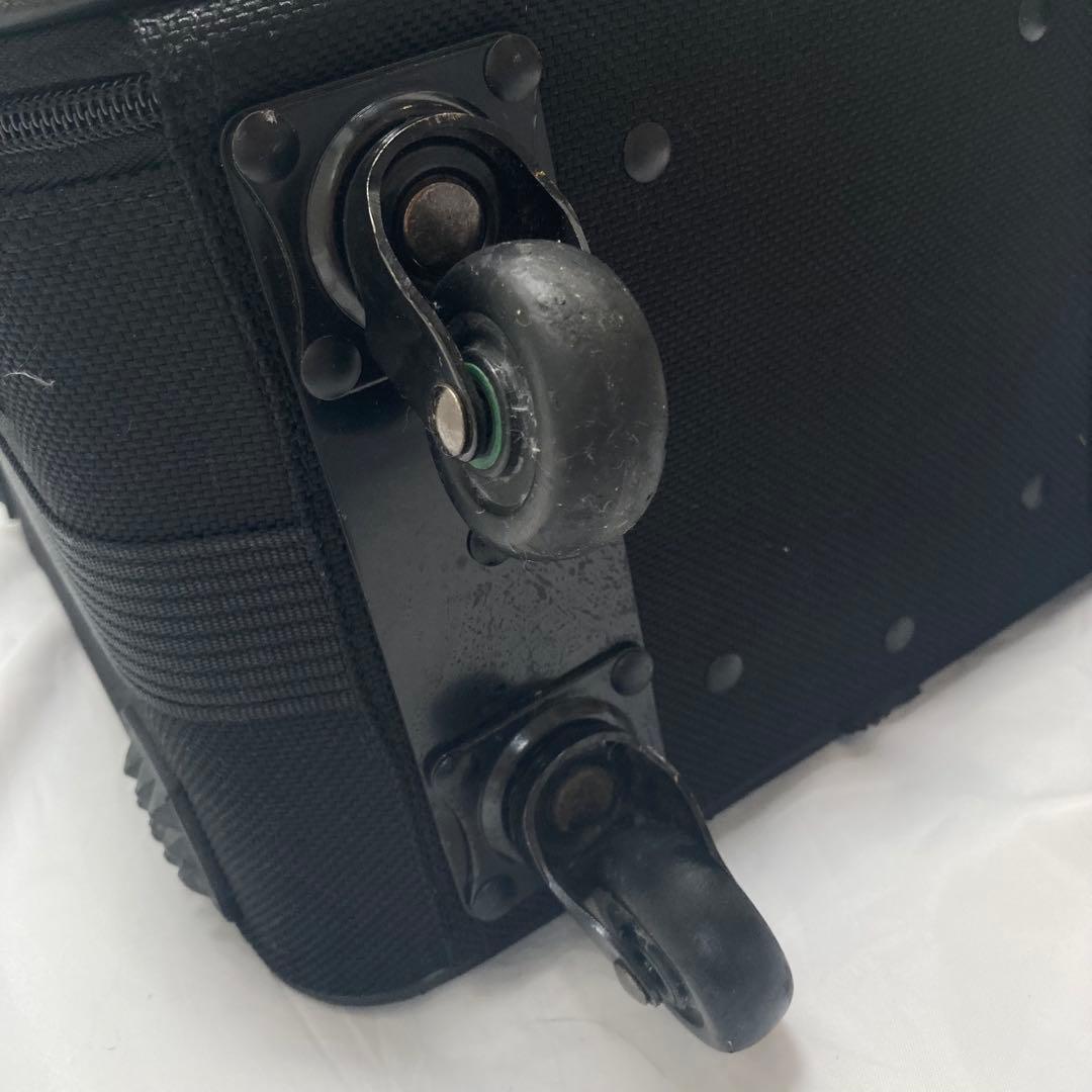 SWANY スワニー 四輪 座れる 機内持ち込み可　キャリーケース ブラック