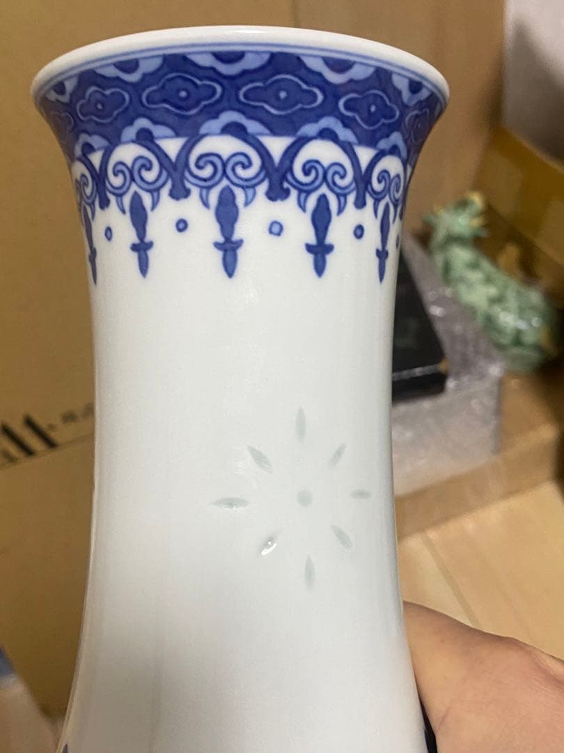 中国　景徳鎮製　染付蛍花瓶　　　　　引越しのため　売り尽くす