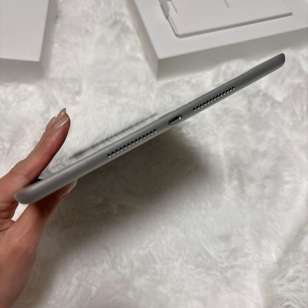 Apple iPad 第9世代 64GB スペースグレイ Wi-Fiモデル