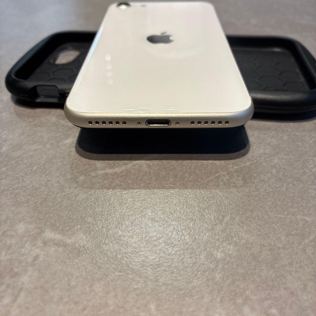 iPhone se3 64GB(本体のみ)SIMフリージャンク値下げしました