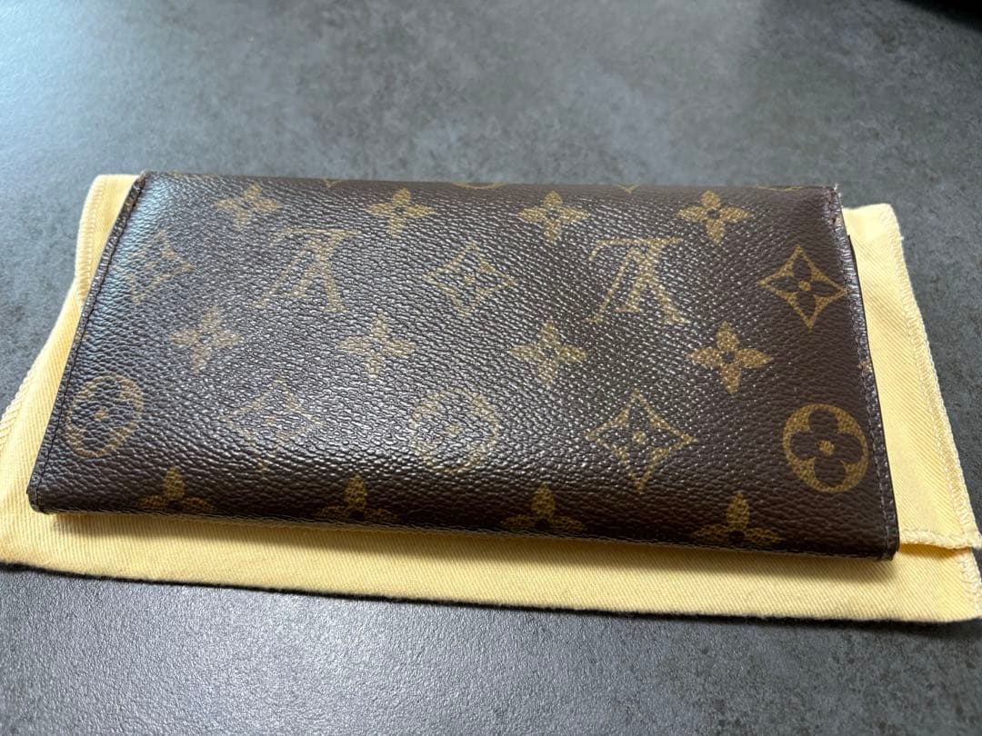 そ*ら様 ルイヴィトン長財布