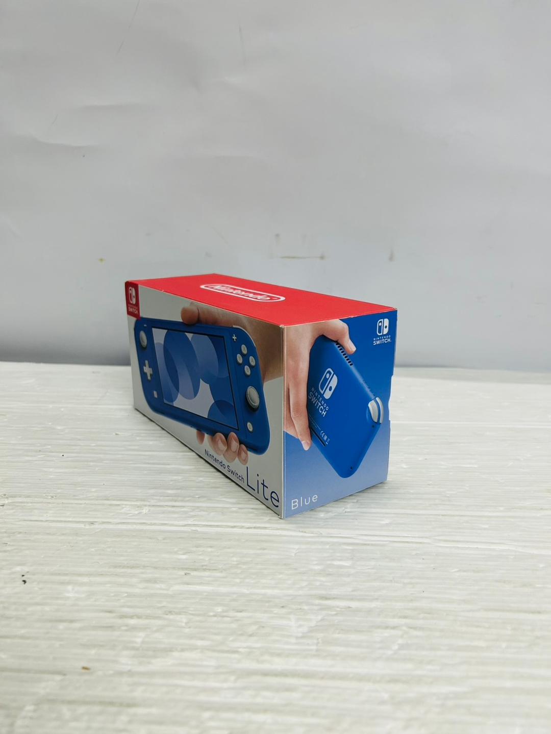★未使用品★極美品Nintendo Switch Lite ブルー