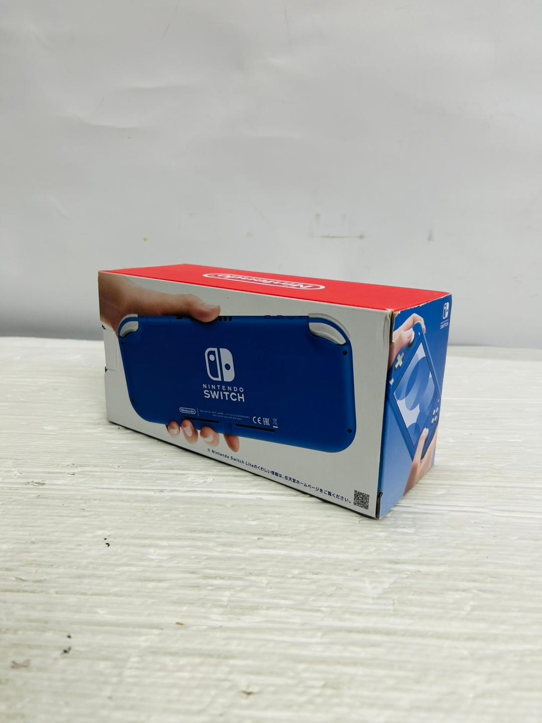 ★未使用品★極美品Nintendo Switch Lite ブルー