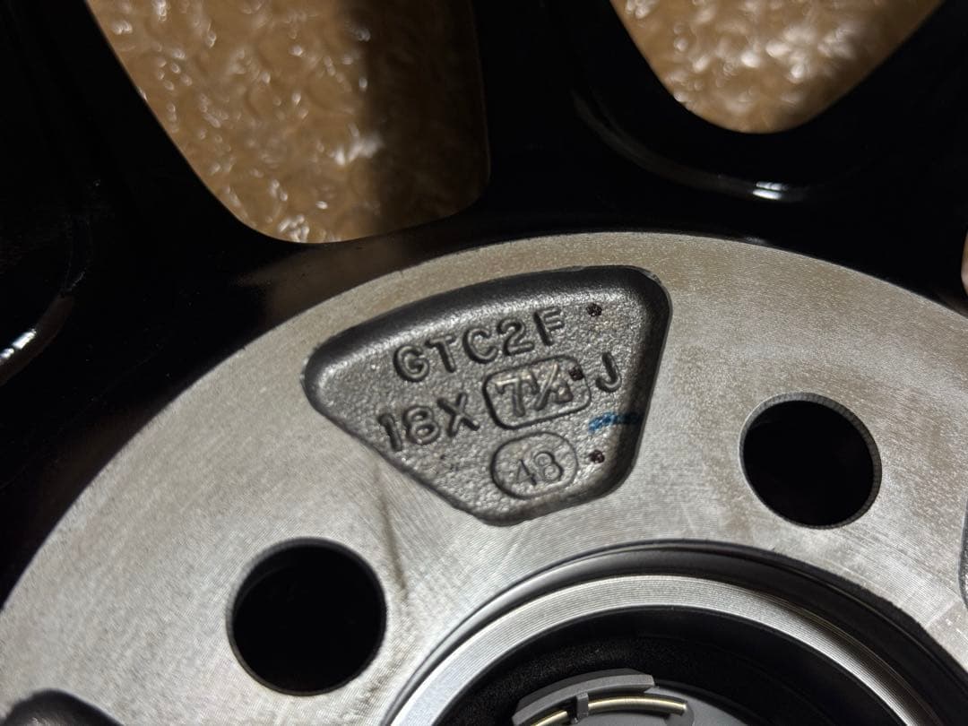 未使用品 ENKEI エンケイ GTC02 18インチ 4本セット