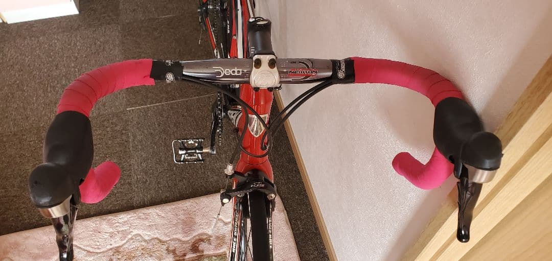 Trek ロードバイク サイズ54　　ホイールジャンク